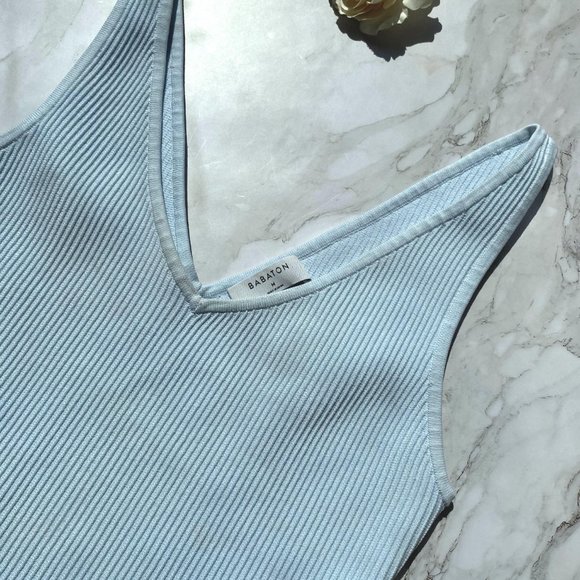 Babaton Women's Sky Blue Sleeveless V-Neck Pullover Knitted Top Size Medium - Picture 3 of 5